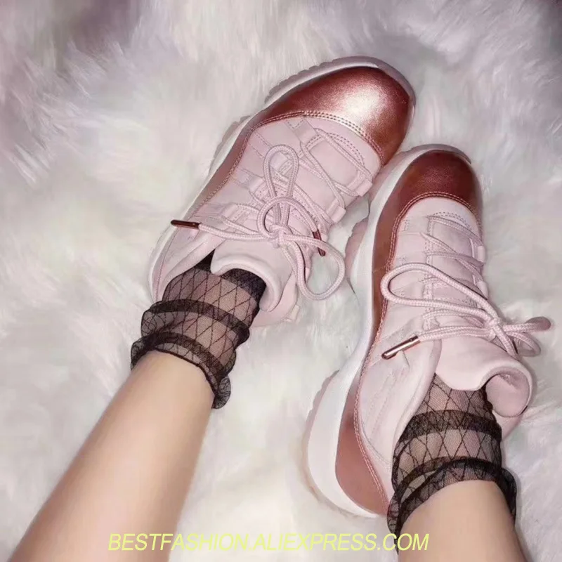 

Lace Up Sneakers Women Low Top Flats Fashion INS Style Platform Shoes Women Breathable Runner Shoes Designers Handmade Sneaker