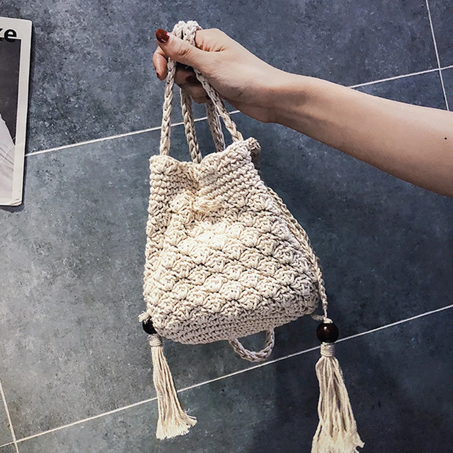 

Fashion Fringed Straw Women's Messenger Bags Hand-knitted Drawstring Shoulder Crossbody Bags Women Designer Straw Bucket Bag
