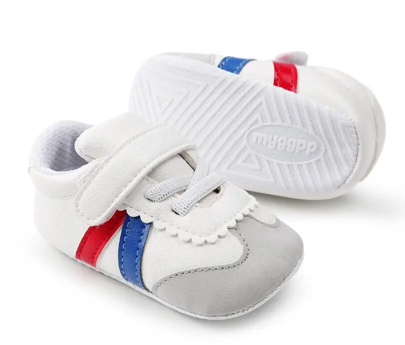 Mocassins en cuir PU pour bébés | Baskets pour bébés et filles de 0 à 18M, à la mode, pour premiers marcheurs, nouvelle collection