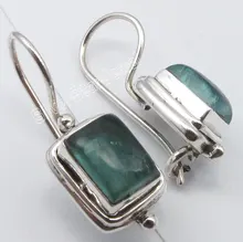 Chanti Internacional. Solid Silver Rare VERDE APATITO Fix Gancho Pendientes de REGALO de CUMPLEAÑOS de 1 pulgadas