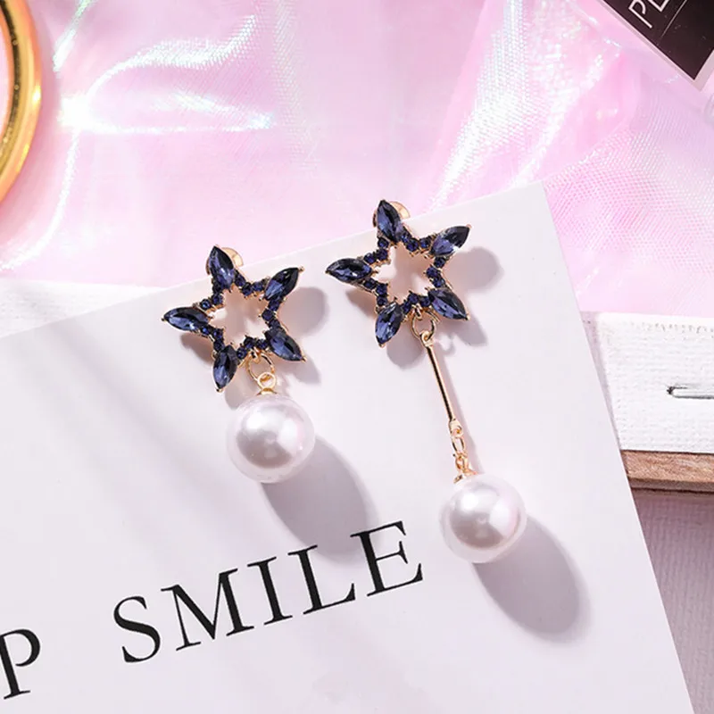 

Fashion New Asymmetry Shiny Rhinestone Hollow Star Simulated Pearl Drop Earrings Statement Party Pendientes For Women EC1055