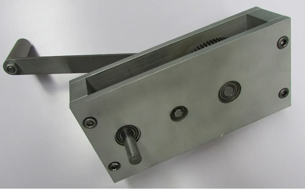 

1Set Speed Ratio is 1:20 Gear Box Motor Model Gear Hand Generator Gear