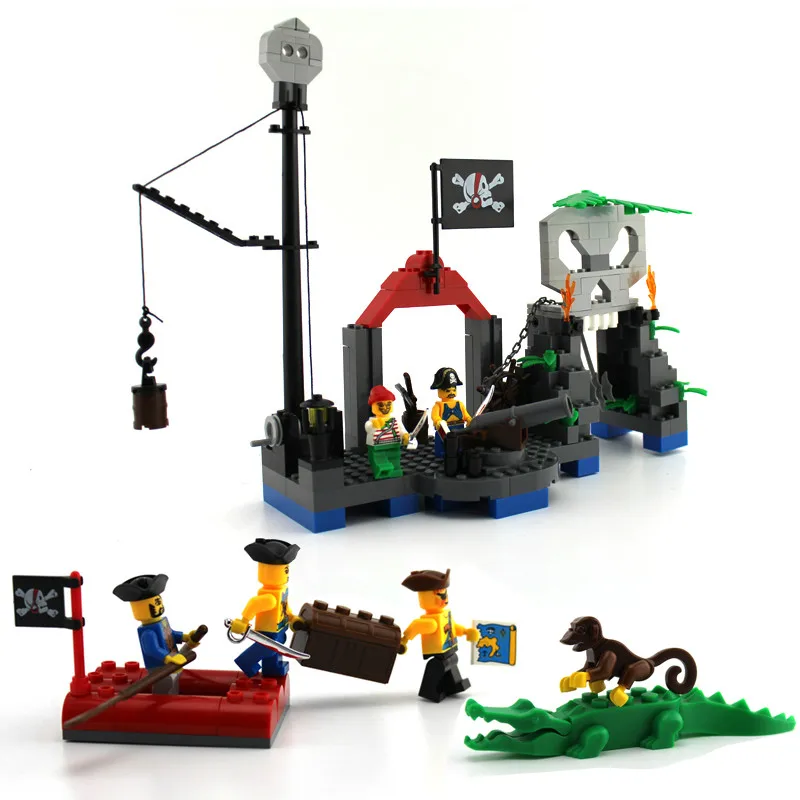 

Enlighten 206Pcs Pirate Boat Skeleton Pirates Crocodile Castle Kids Toys Model Building Blocks Bricks Sets Compatible With Legoe