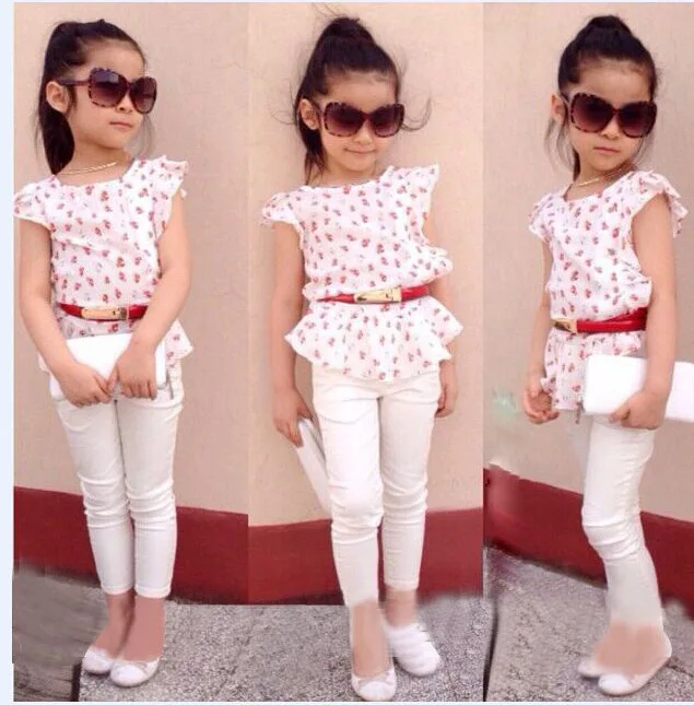

Summer Girls Europe and The Pure and Fresh and Small Broken Flower Coat + Pants + Belt Three-piece Suit
