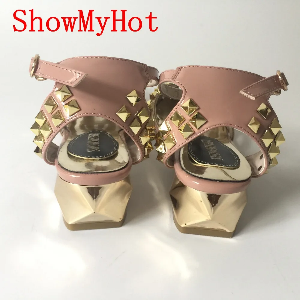 ShowMyHot/женские летние модные дизайнерские сандалии высокого качества; женские туфли на плоской подошве с пряжкой в римском стиле; женская обувь с заклепками