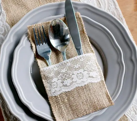 1pcs Hessian Burlap Lace Wedding Tableware Pouch Cutlery Holder Decoration Favor Rustic Decor Vintage 1pcs Hessian Burlap Lace Wedding Tableware Pouch Cutlery Holder Decoration Favor Rustic Decor Vintage