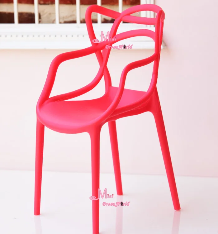 

1/6 Scale Art Decor Plastic Chair Red color for Doll Dollhouse Miniature 1:6 Dolls House Furniture