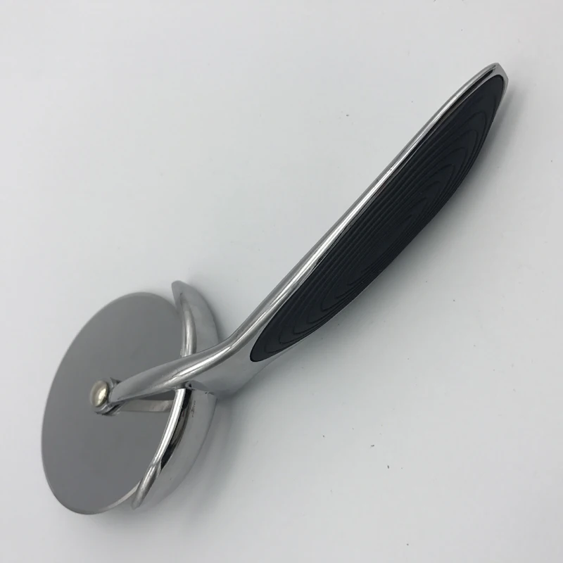 BalleenShiny PizzaWheels Stainless Steel Pizza Cutter Diameter 6.5 CM knife For Cut Pizza Tools Kitchen Accessorie Pizza Tools