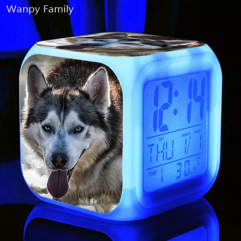 Очень милый светодиодный будильник Husky Dog 7 цветов, светящийся цифровой будильник для детской комнаты, ночной светильник, электронные часы - Цвет: Шоколад