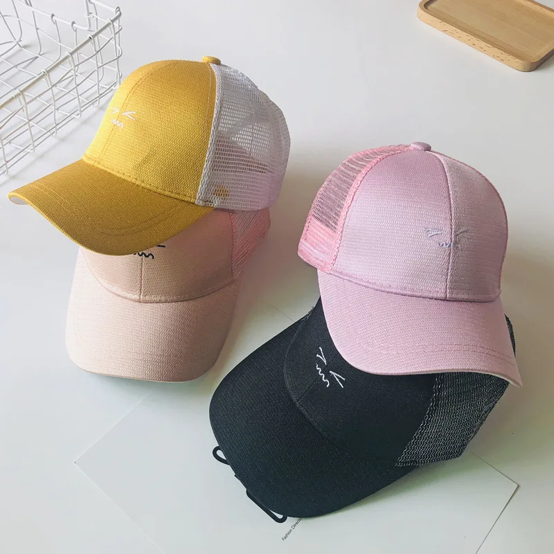 

Manufacturers selling baby cat embroidery han edition joker sunshade cap summer bask in children mesh hat