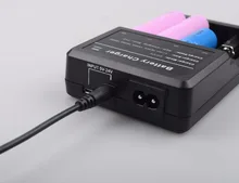 2018 New battery char ger Vbatty V40 charger 4 slot fast charger ABS material 18650/26650 battery charger free shipping