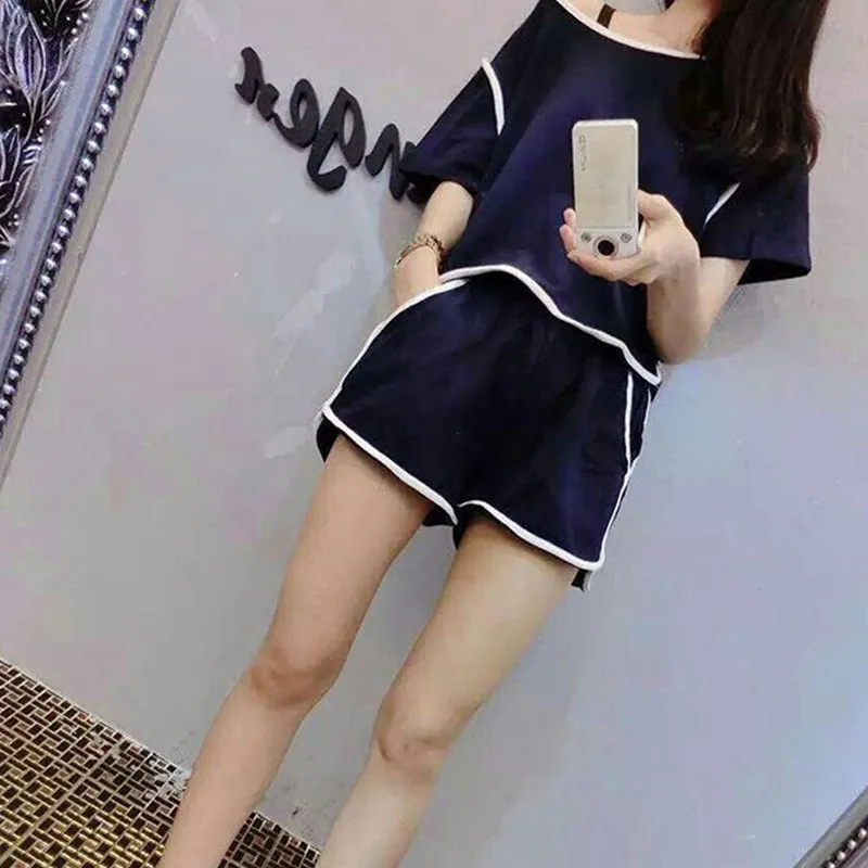 

Summer 2018 Cotton O-neck Short Sleeves Women Tops + Shorts Two Piece Set Female Casual Solid Loose Suit Set Women Casual