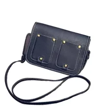 Femmes Sacs À Main 2017 Poche Petit Rivet Bolsos Messenger Sacs Lady Rabat Rétro Épaule Sac En Cuir Bandoulière Couverture Sac