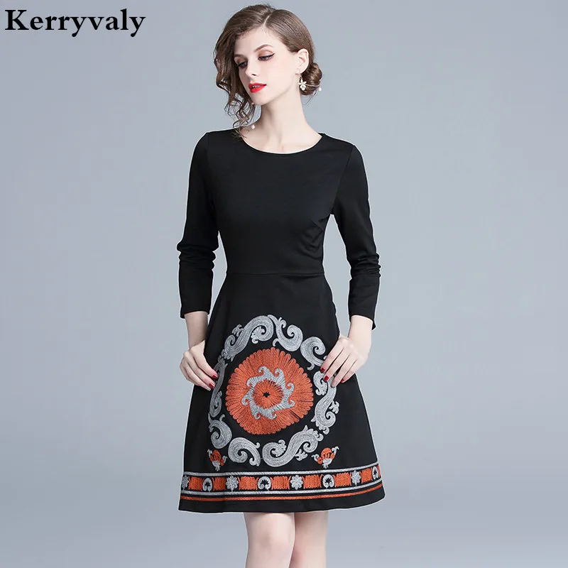 Autumn Retro Embroidery Black Women Dress Ropa Mujer Invierno 2019 Midi