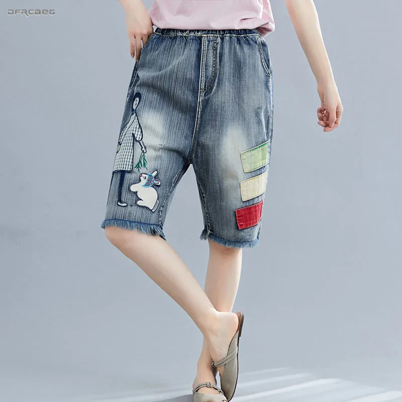 

Patchwork Women Denim Capris Pants Summer 2019 Streetwear Elastic Waist Boyfriend Embroidery Knee Length Short Jean Female