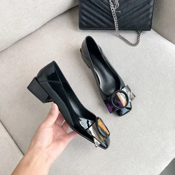 

GPOKHDS 2019 women Pumps soft Cow leather autumn spring Rome style Metal decoration black color square toe low heels shoes