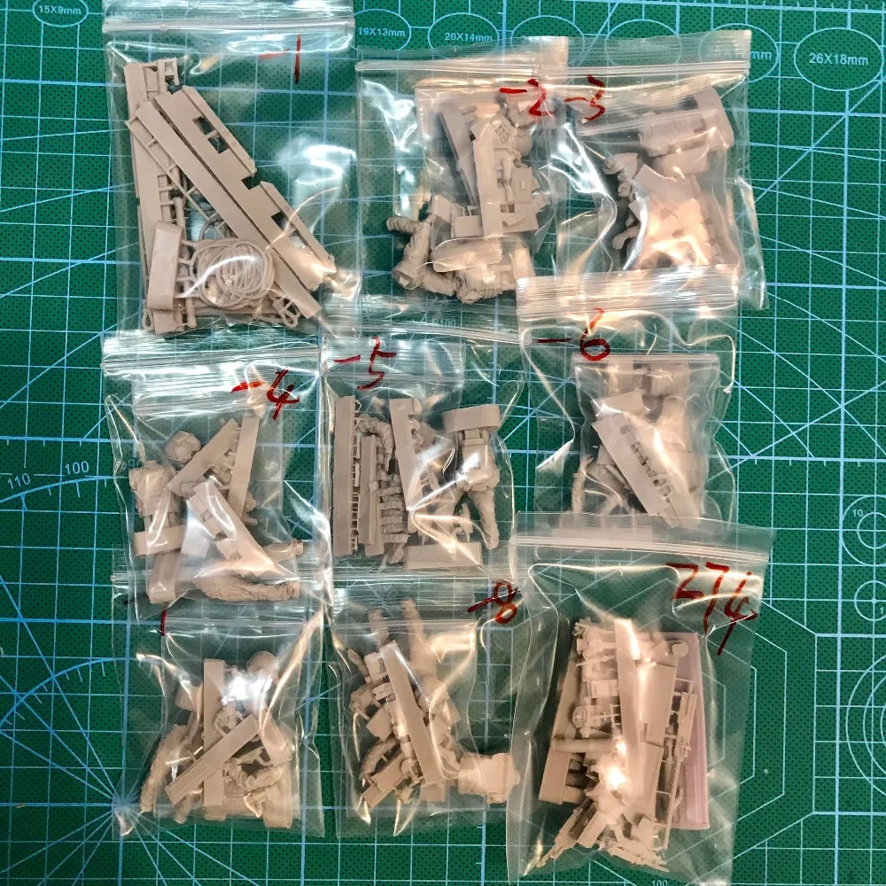 Tripulação e Arma Conjunto sem Pintura e sem Montagem Resina Modelo Kit Soldados Helicóptero um Frete Grátis 1 - 35 27 Cheap Kits de modelo de construção