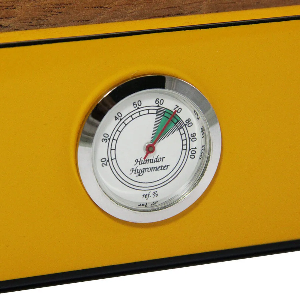 Желтый кедровый деревянный ящик для сигар с гигрометром для сигар и увлажнителем. Может держать 20-30 сигар