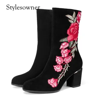 

Stylesowner High Quality Ethnic Style Black Short Boots Round Toe High Heels Thick Heels 7cm with Embroider Comfort Female Boots