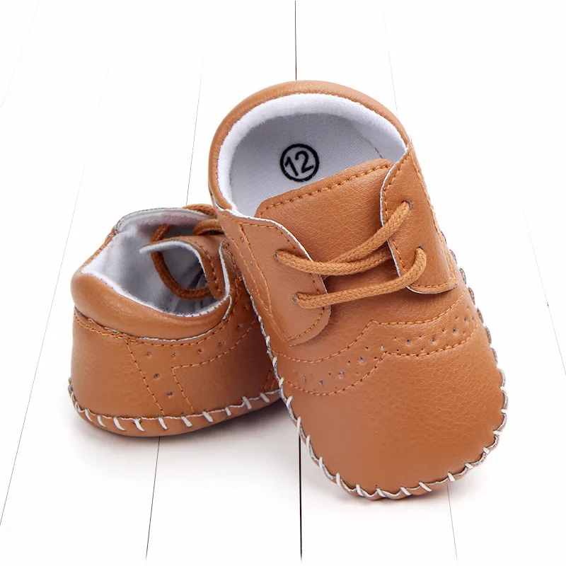 ; новая детская обувь для новорожденных, малышей, маленьких мальчиков и девочек обувь детская Мокасины с блестками и Повседневное спортивная обувь для малышей Постельные туфли
