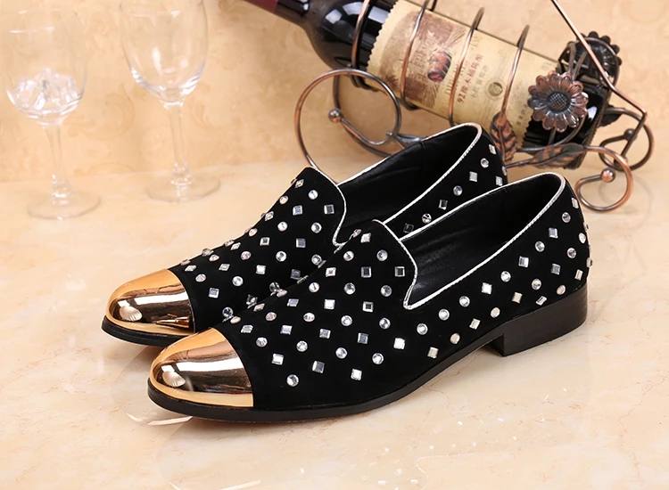 

Sapato Social Genuine Leather Red Black Classic Italian Shoes Male Iron Round Toe Diamond Shoes Men Luxury Wedding Mens Loafers