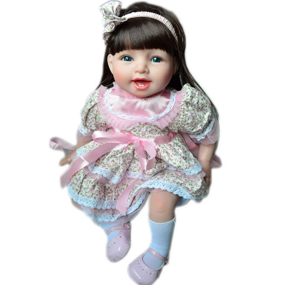 

55cm Smile Soft Silicone Reborn Doll Lovely Princess Newborn Baby Girl with Cloth Body Toy for Kids Birthday Christmas Gift