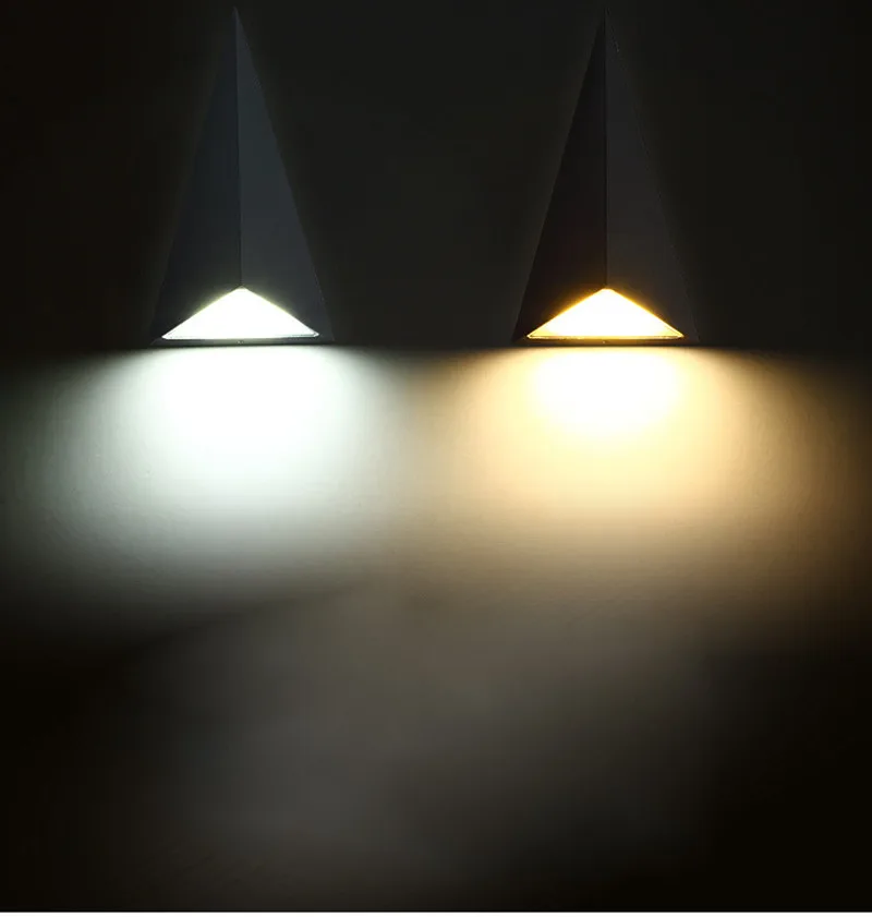 Triangular wall lamp 11