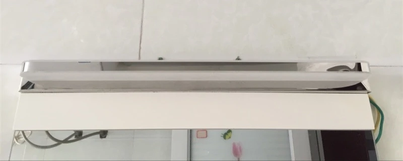r (2)