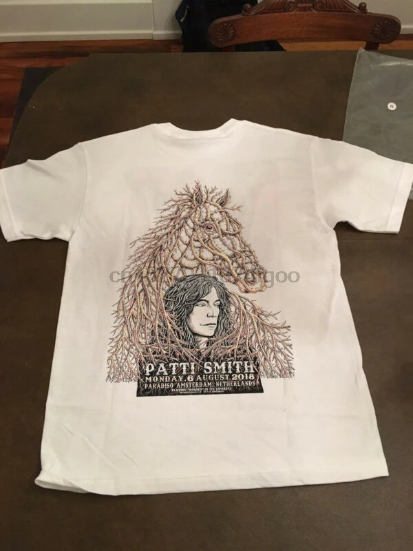 

PATTI SMITH TOUR 8-7- PLAYING HORSES IN AMSTERDAM NETHERLAND SHIRT