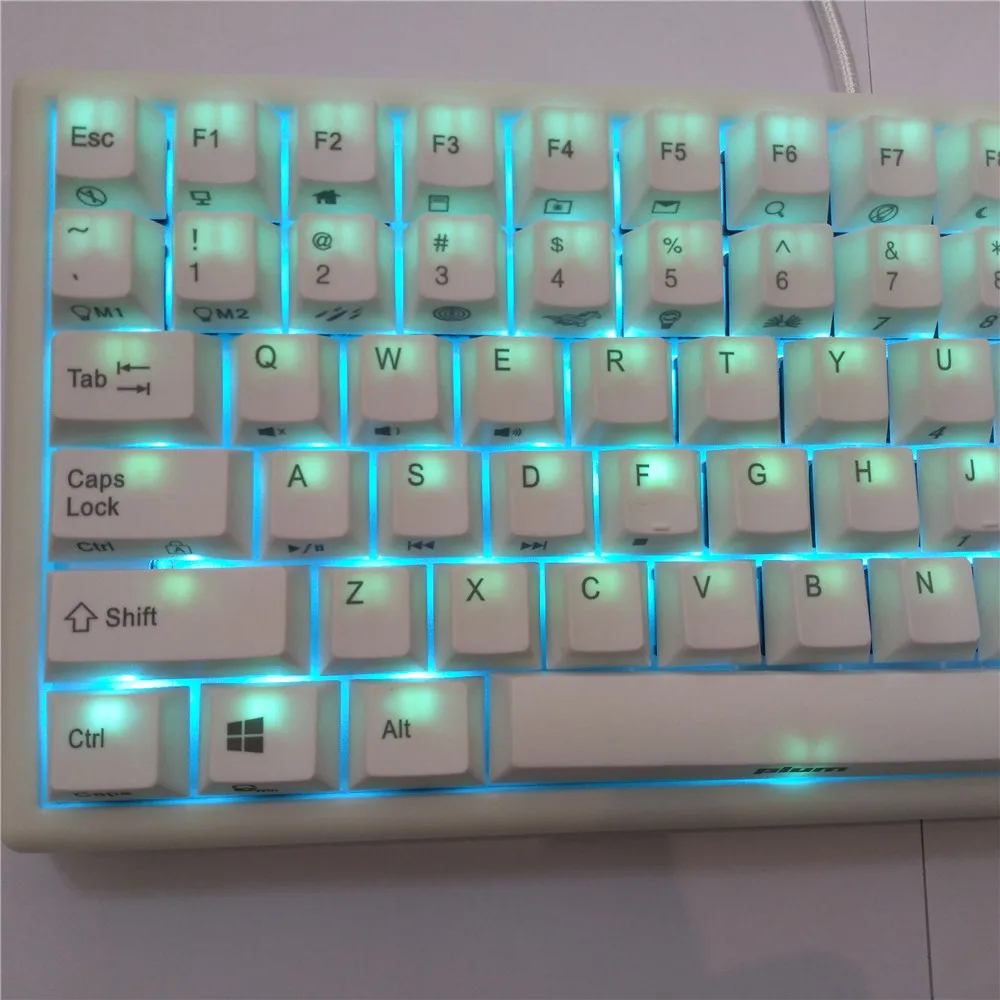 Механическая клавиатура Plum84 ice blue LED с подсветкой игровая gateron mx коричневая