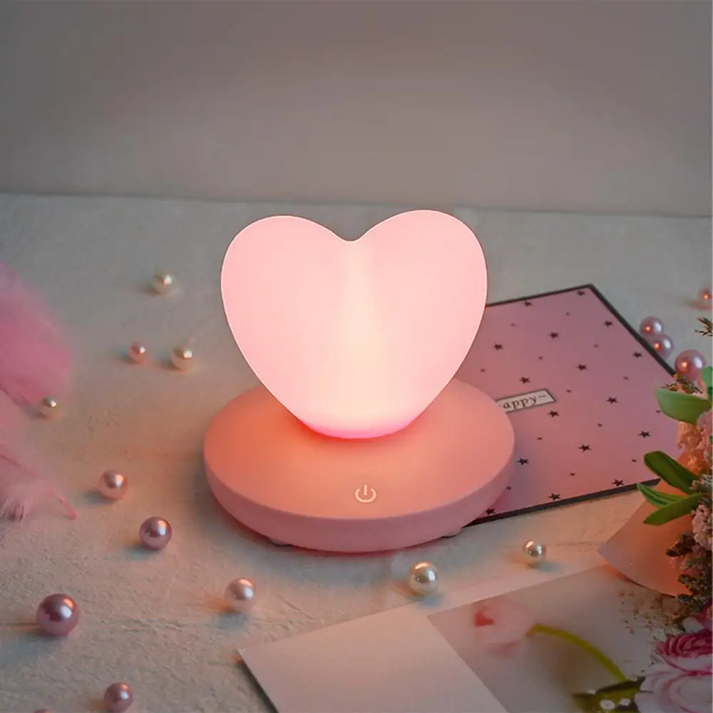 

LED Creative Bedroom Touch Three-Speed USB Charging Heart-Shaped Night Light Love Lamp Silicone Remote Control Lamp