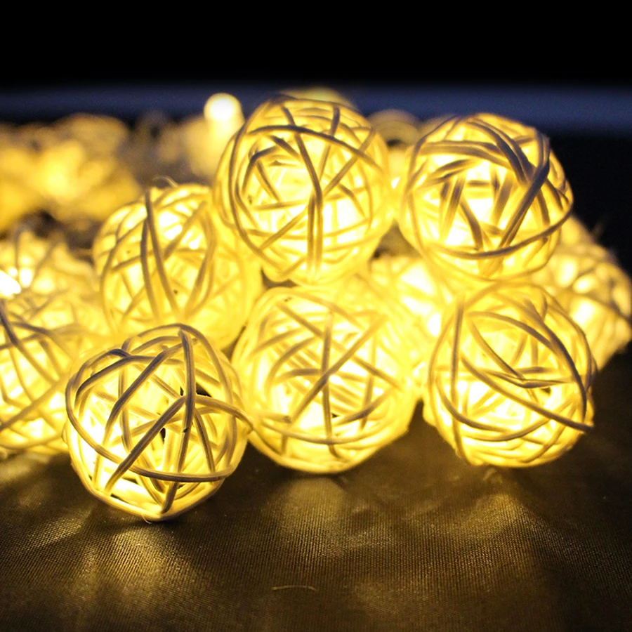 

5cm Big Ball 4m 20pcs bulbs LED Fairy String Christmas Tree Lights 110V /220V Outdoor for Weddings Garden Holiday Decoration