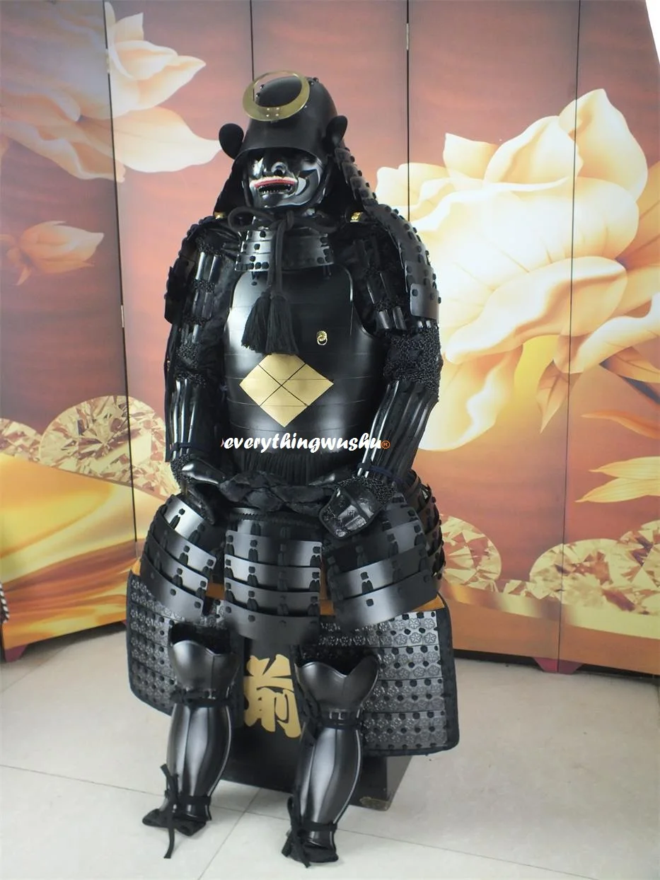 

Handcrafted Japanese Samurai Armors