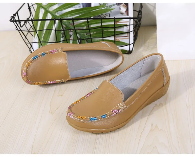 AH 2805-2019 Genuine Leather Women Loafers-23