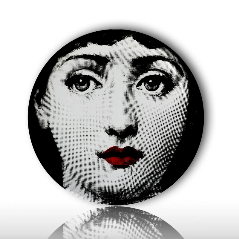 Cena Fornasetti płyty kolorowe ilustracji wiszące naczynia ludzka twarz z ceramiki artystycznej płyta Craft dekoracje ścienne do domu wyświetlacz 2019 nowy