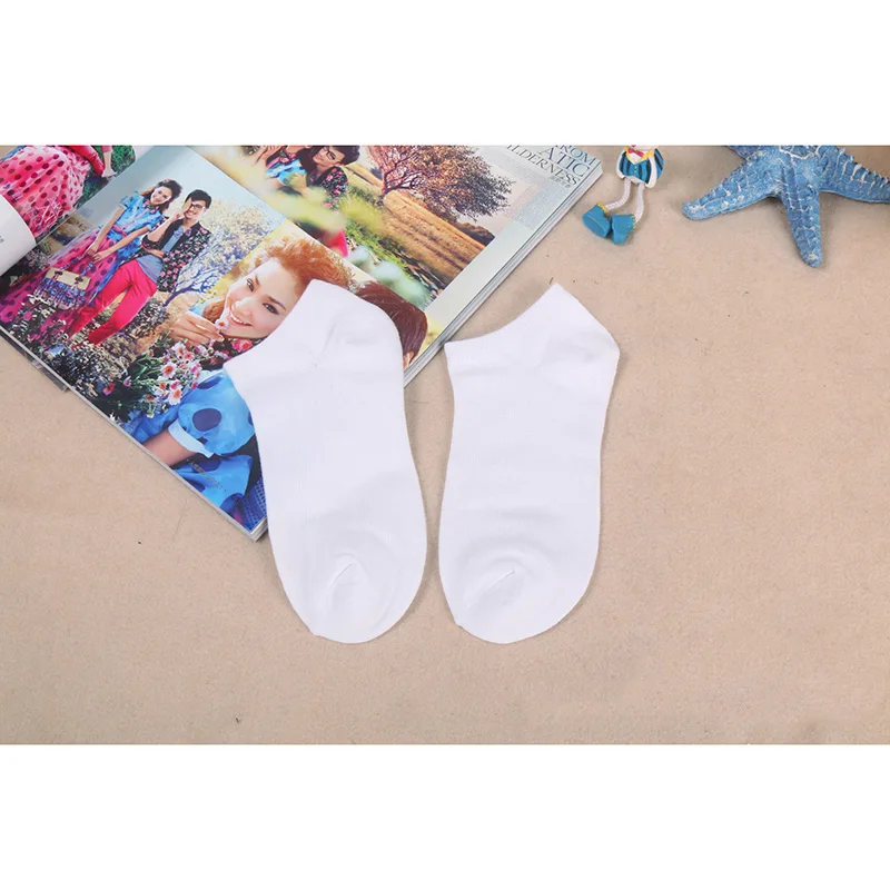 Конфеты цветной носок тапочки Для женщин однотонные хлопчатобумажные носки с закрытым носком невидимые подследники носки Для женщин модные calcetines 85WZ0203
