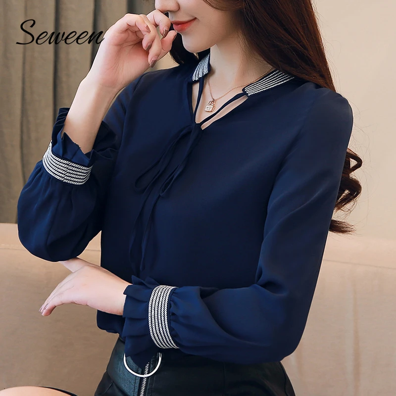 Blusas de mujer de oficina 2018 de moda de otoño elegante blusa de gasa de mujer de manga larga cuello en V señoras Tops azul marino azul| Blusas y camisas| - AliExpress