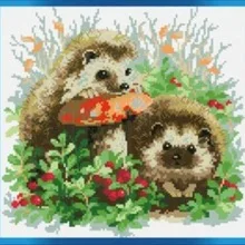

Hedgehog and Mushroom Counted Cross Stitch 11CT 14CT Cross Stitch Set Wholesale Animal Cross-stitch Kits Embroidery Needlework