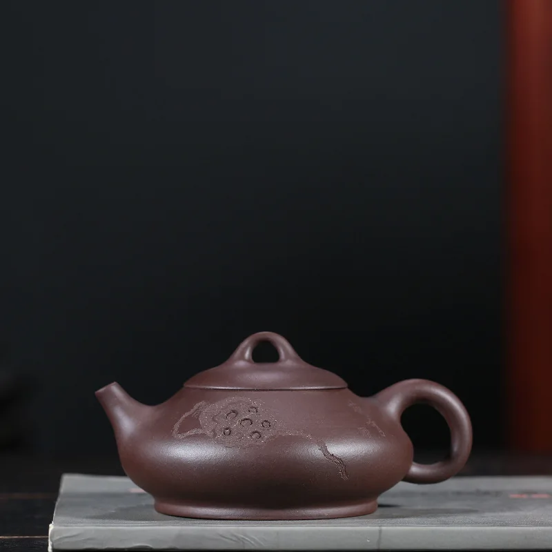 

Famous Full Manual Kettle Raw Ore Purple Ink For Imprinting Of Seals Lotus Acacia Kettle Kungfu Online Teapot Tea Set Special
