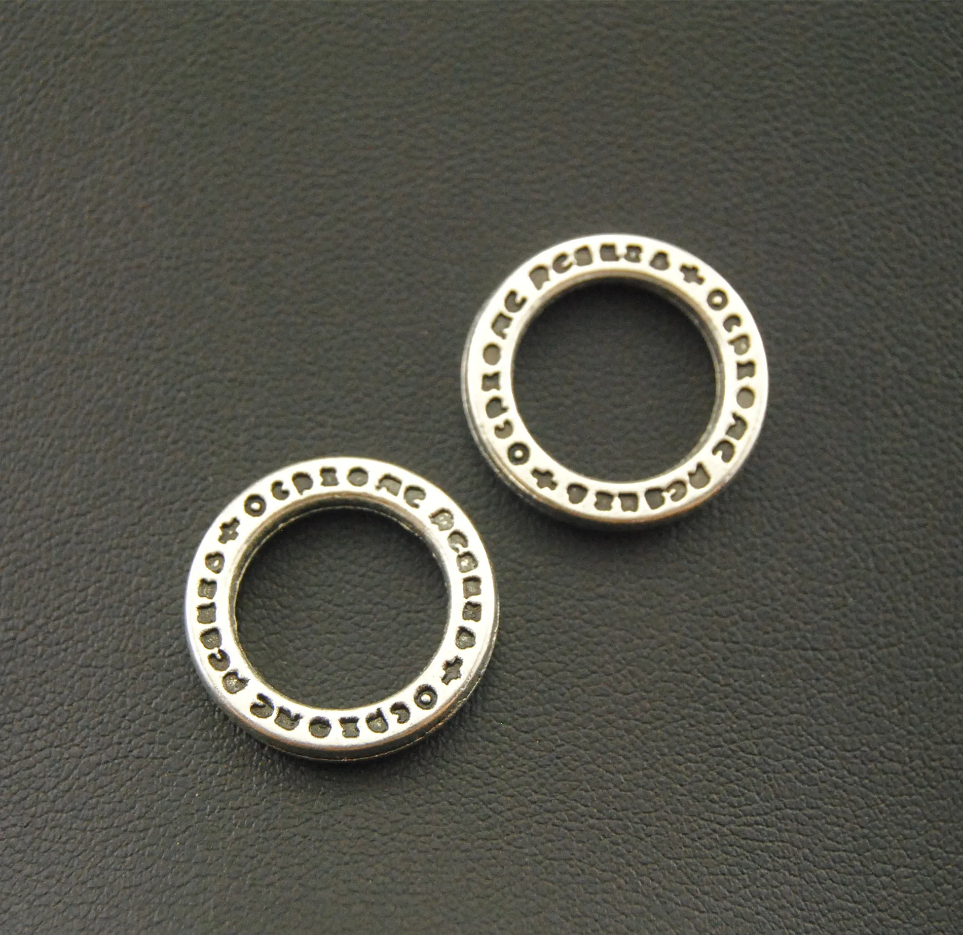 10pcs Antique Tibetan Silver Hammered Ring Circle Charms Connector 20mm