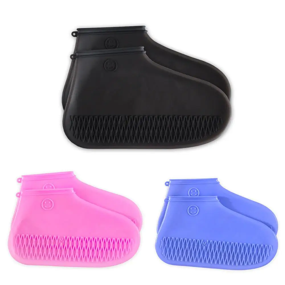 

A Pair Of Silicone Shoe Covers Are Rainproof Non-slip Thick Shoe Cover For Easy Carrying Outdoor Accessories Rainy Season