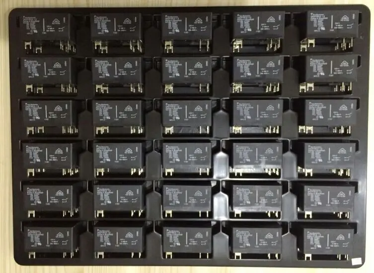 

Реле T92P7D12-12 TE CONNEC DIP6 новое и оригинальное