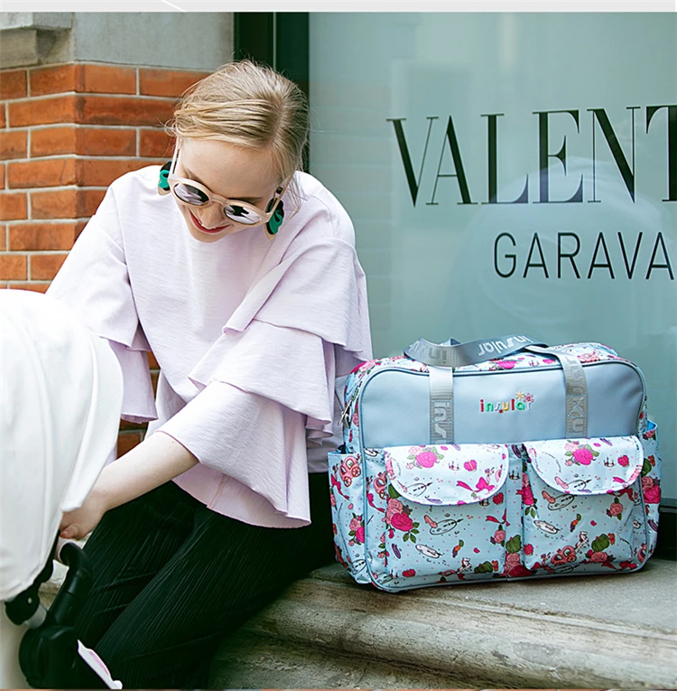 4490658745_1874250158