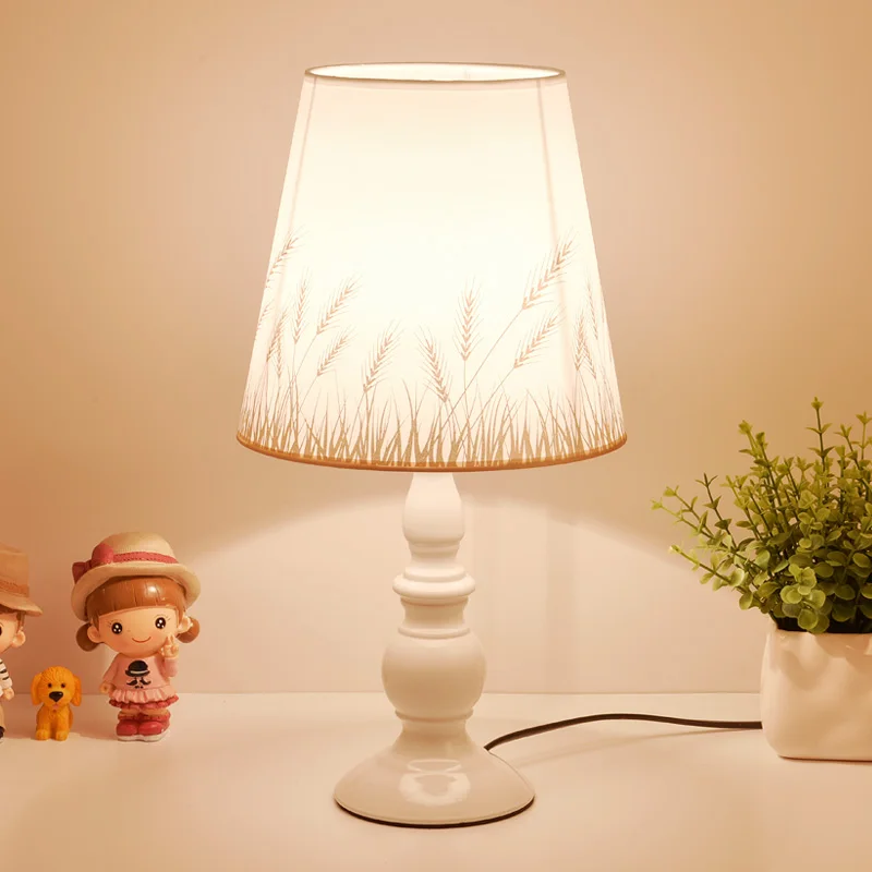 Crystal Table Lamps For Bedroom Living Room LED Bedside Lamp Art Modern Bed Lamp Christmas Decoration Lampe De Chevet De Chambre Crystal Table Lamps For Bedroom Living Room LED Bedside Lamp Art Modern Bed Lamp Christmas Decoration Lampe De Chevet De Chambre