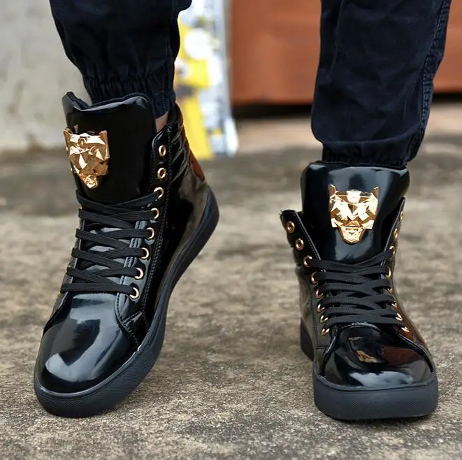 Fashion High Top Casual Shoes For Men PU Leather Lace Up Red White Black Color Mens Casual Shoes Men High Top Shoes