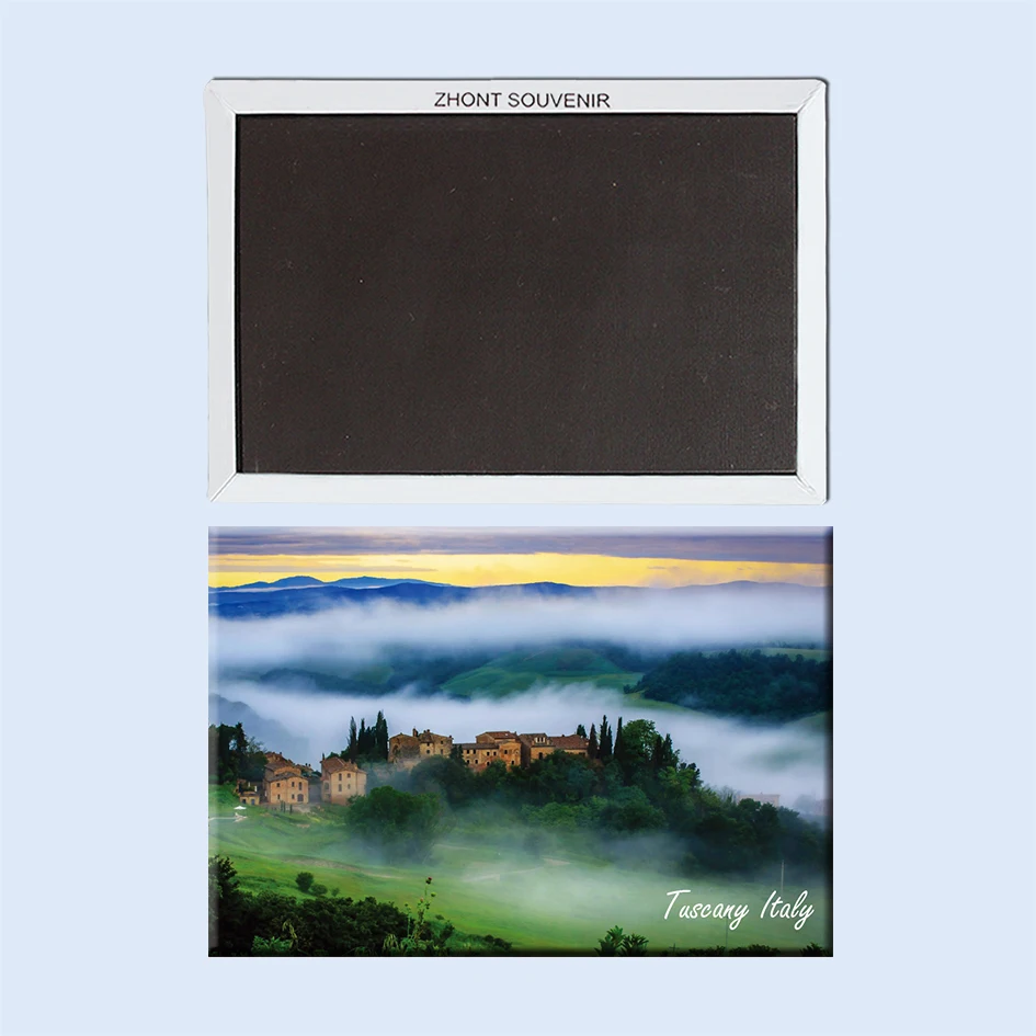 Магнитный холодильник для друзей Fog in mountain view Италия 22704 г. | Дом и сад