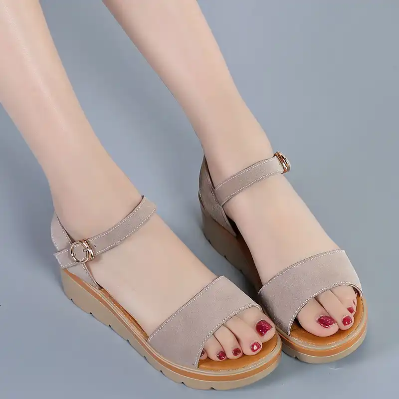 low summer wedges