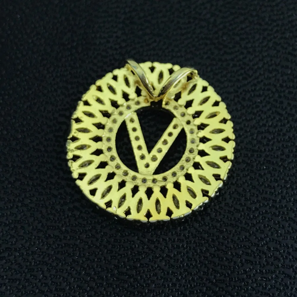 v letter 