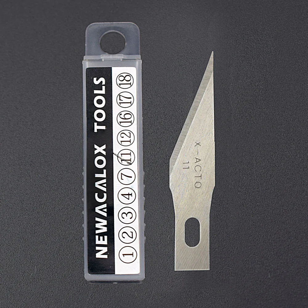 Newacalox 20pcs Craft Knife Blades 11 Refill Hobby Art Blades Cutting
