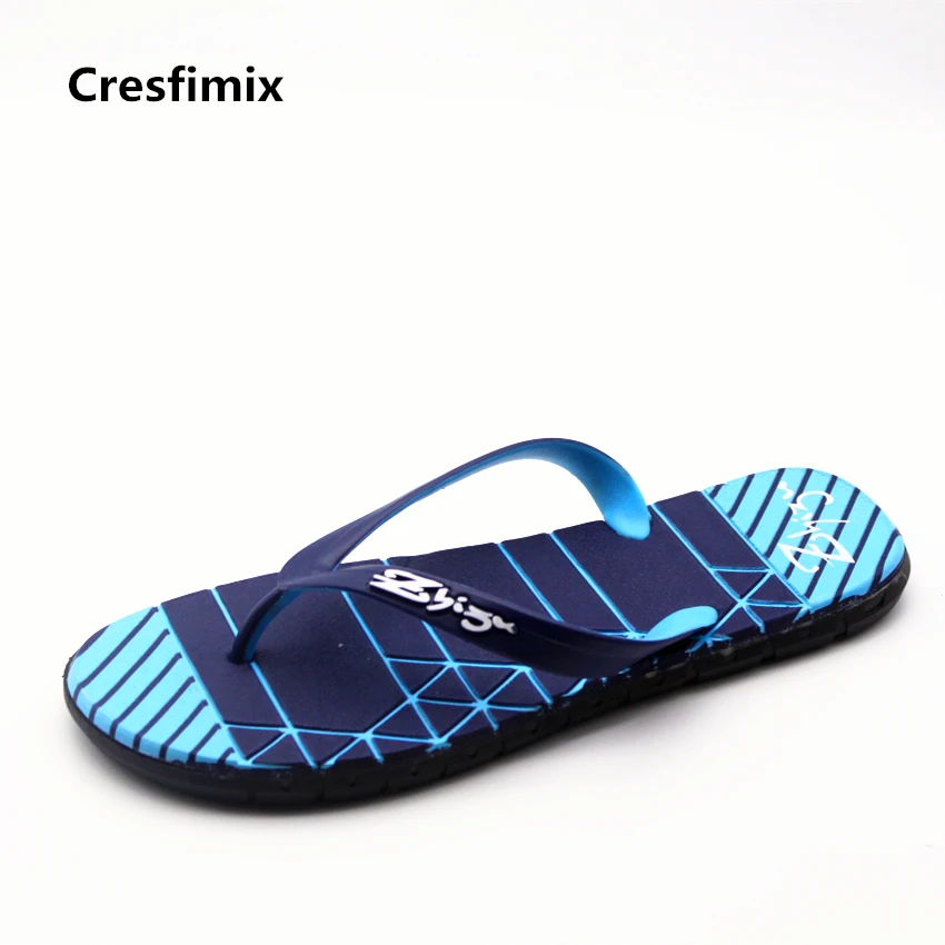

Cresfimix tongs masculins male fashion high quality light weight beach flip flops men cool comfortable outside blue flip flops